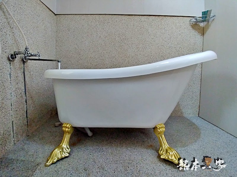 苗栗三義龍騰村百年大院古厝|焉美術行館|老屋重生傳統與現代的融合