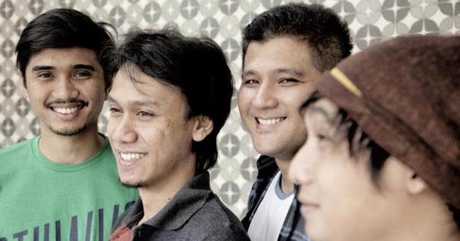 Lagu Sheila On 7 - Lirik Lagu: Lirik Sheila On 7 - Lagu terbaru Hari
