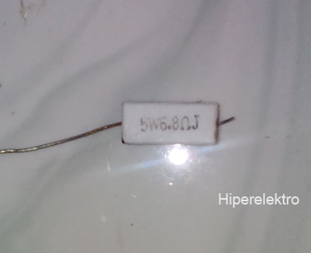 TV Polytron Slim 21&quot; Lampu Indikator Berkedip Terus