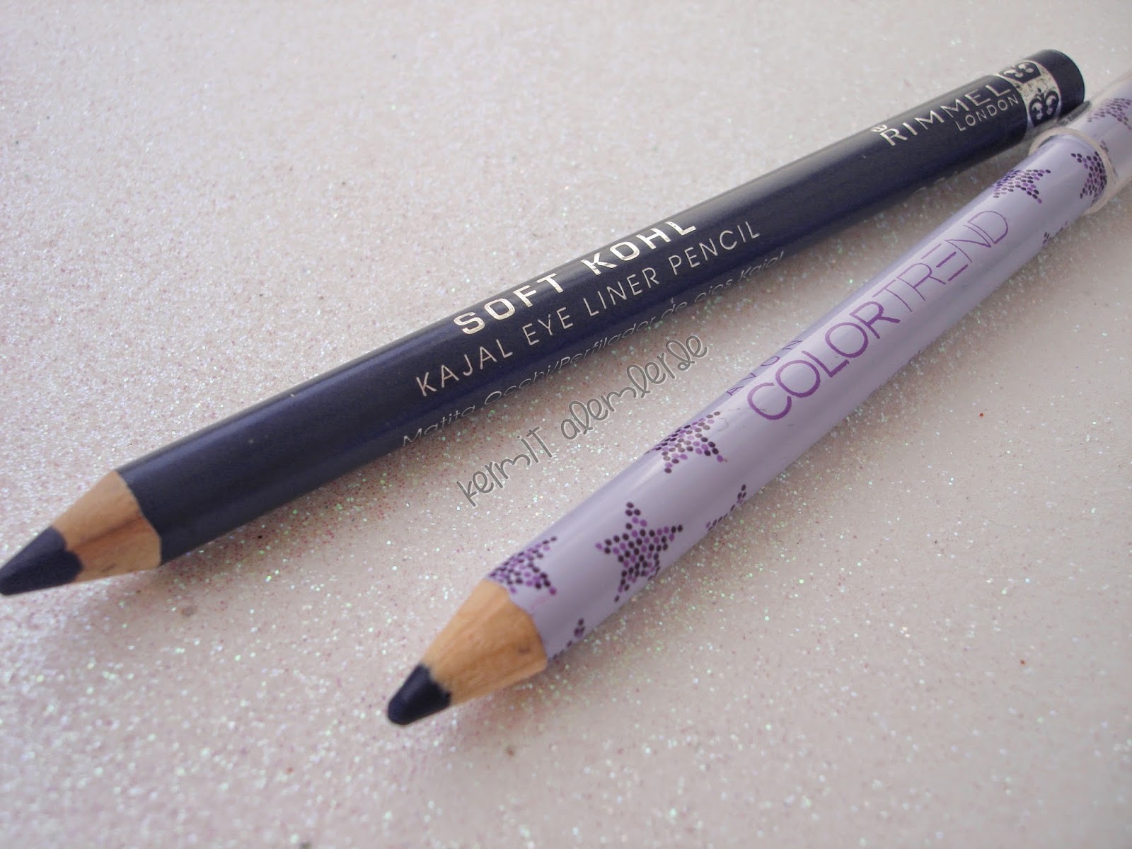 Avon Color Trend Göz Kalemi Midnight Blue & Rimmel London Soft Kohl