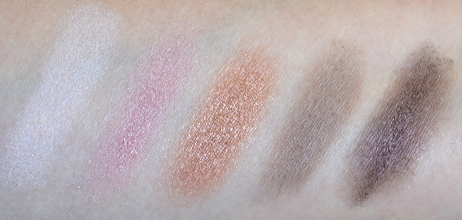 Aquaheart e.l.f. Clay Eyeshadow Palette in Saturday Sunsets Swatches
