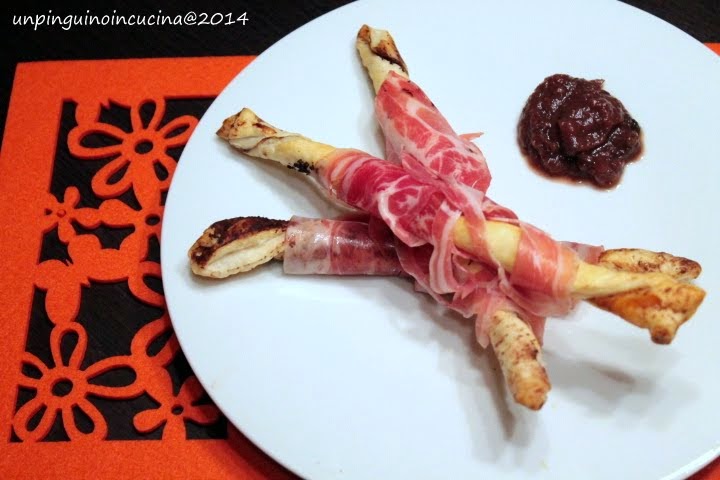 treccine al cacao con pancetta coppata e mostarda di fichi e noci