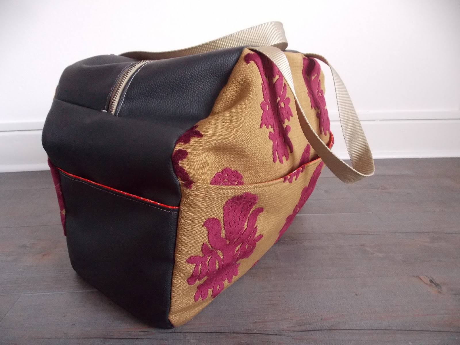 Les Aiguilles d'Amandine Patron et tutoriel couture grand sac bowling