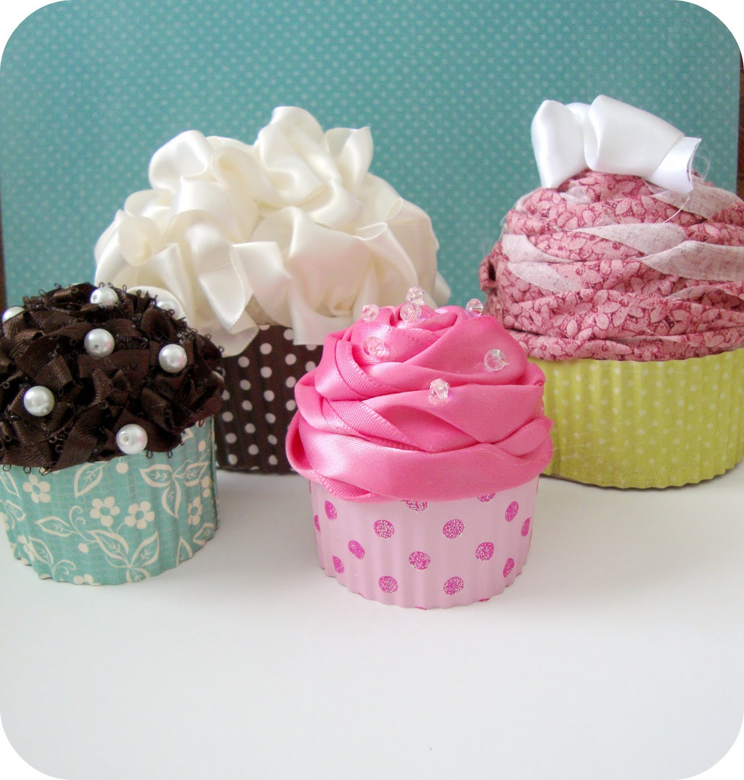 cupcake-gift-box-chilly-gift-boxes-set-of-12-decorative-treats-boxes