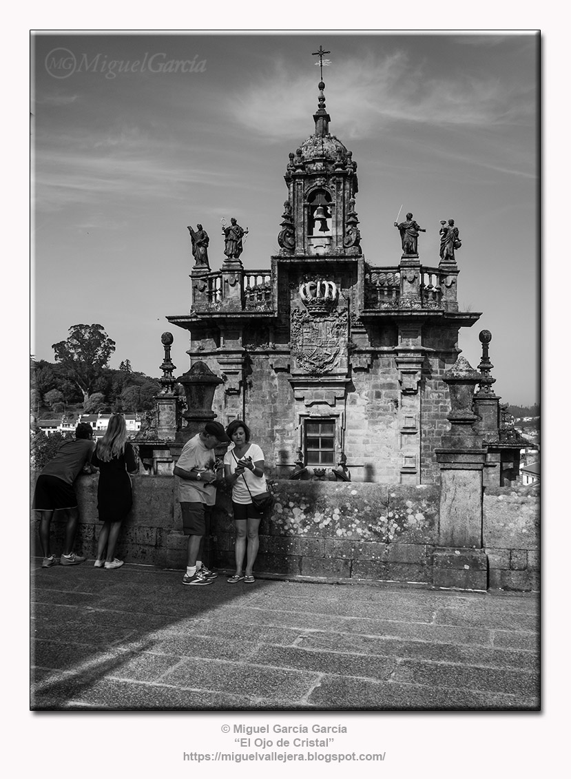 Plaza del Obradoiro (Santiago de Compostela).- Iglesia de las Cuatro Sotas.