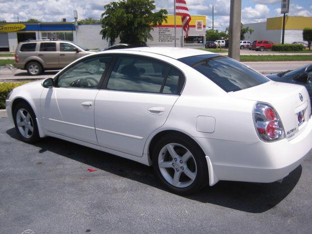 FAST SPEED CARS: Nissan Altima 2006