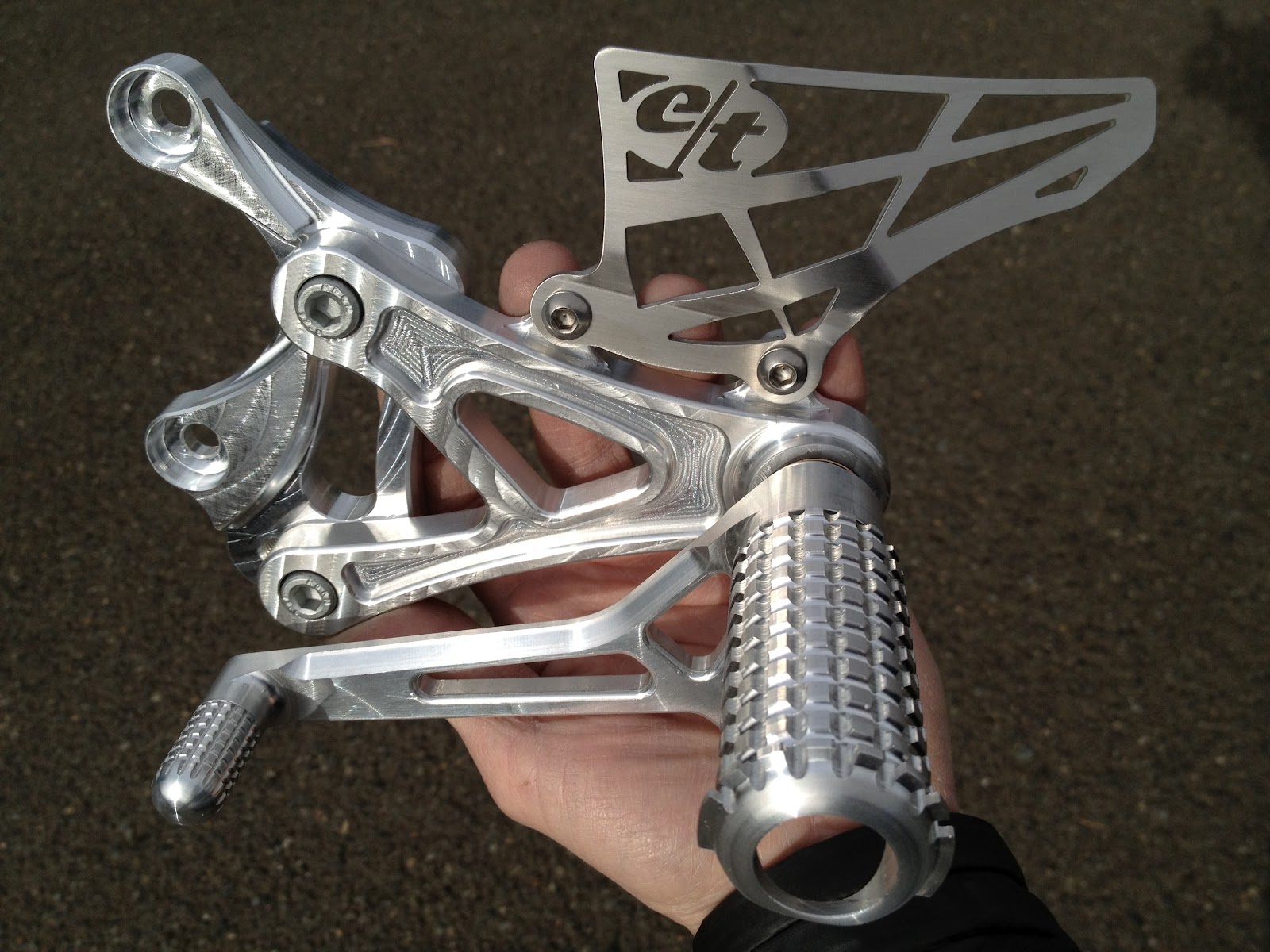 evol blog. Evol Tech ETX Yamaha R6 Rearsets Complete!