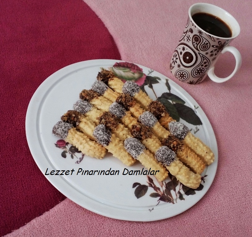 Lezzet Pınarından Damlalar MARGARİNSİZ TIRTIL KURABİYE