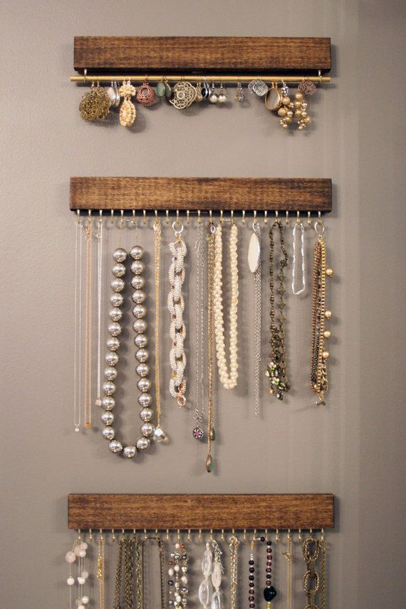 De percha a colgador de collares  Diy jewelry display, Jewelry