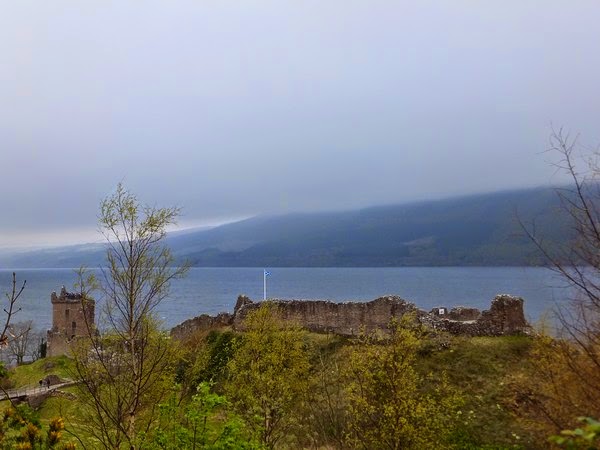 écosse scotland highlands loch ness urquhart castle château