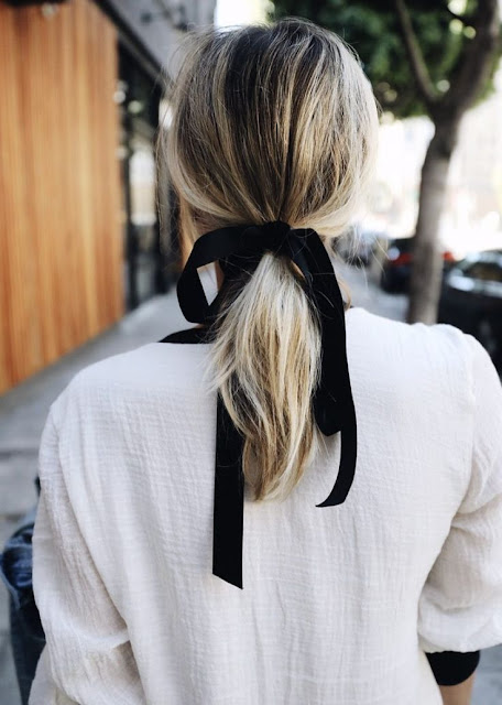 Can Older Women Wear Hairbows? - Decor To Adore