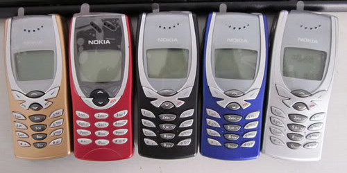 teléfonos celulares"---: (2001) Nokia 8250