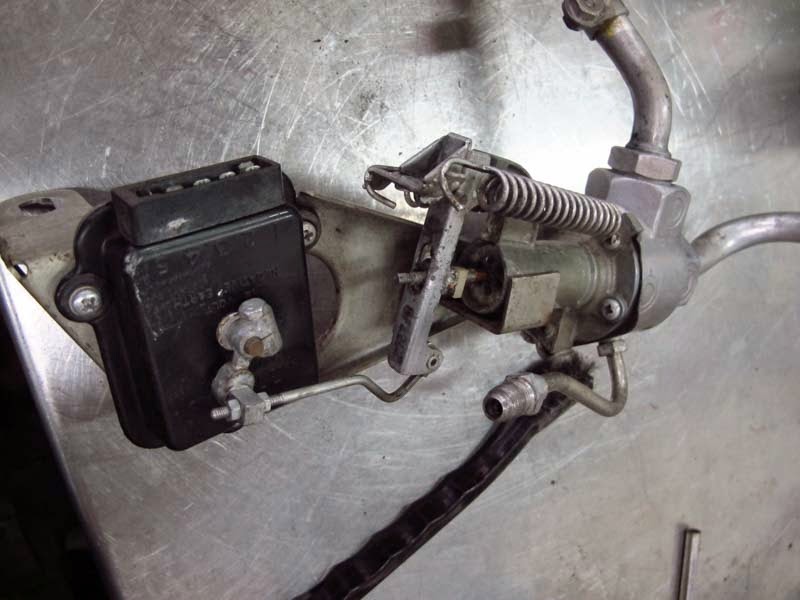 Suction Throttle Valves and other vintage Rolls-Royce AC troubles - JE