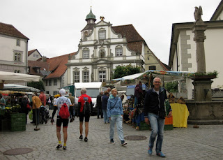 Open-air market in the town plaza, Wangen im Allgäu, Germany