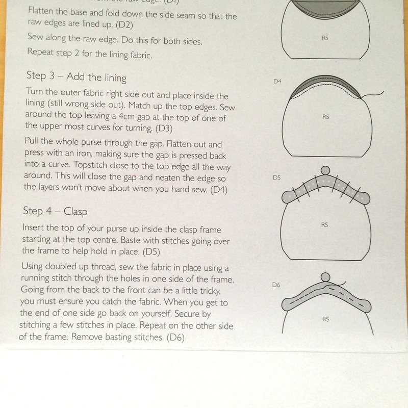 Karima's Crafts Clasp Purse Tutorial