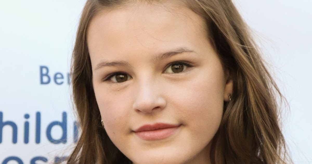 Starlet Arcade: Peyton Kennedy