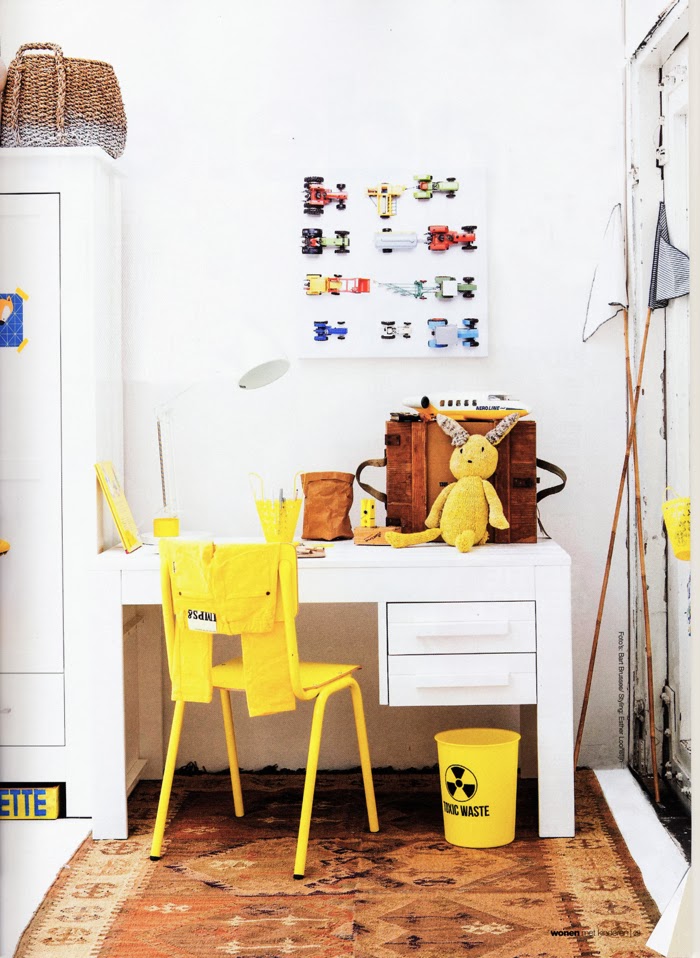 yellow toddler's room  photo Bart Brussee - styling Esther Loonstijn 