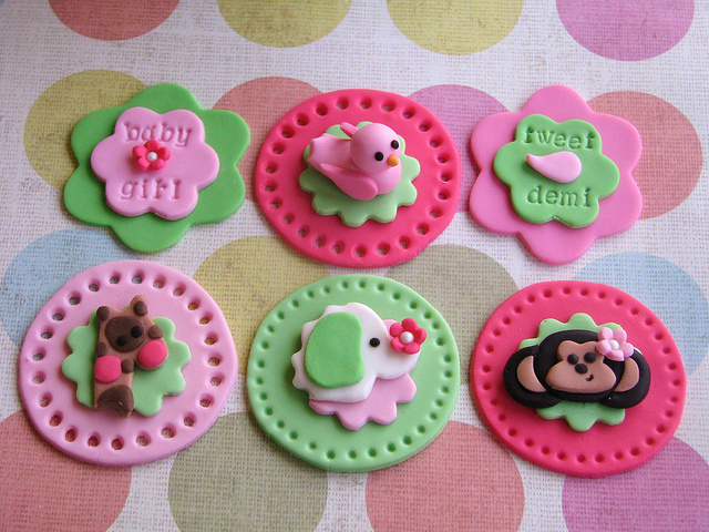 Giveaway | $70 Fondant Cupcake Toppers