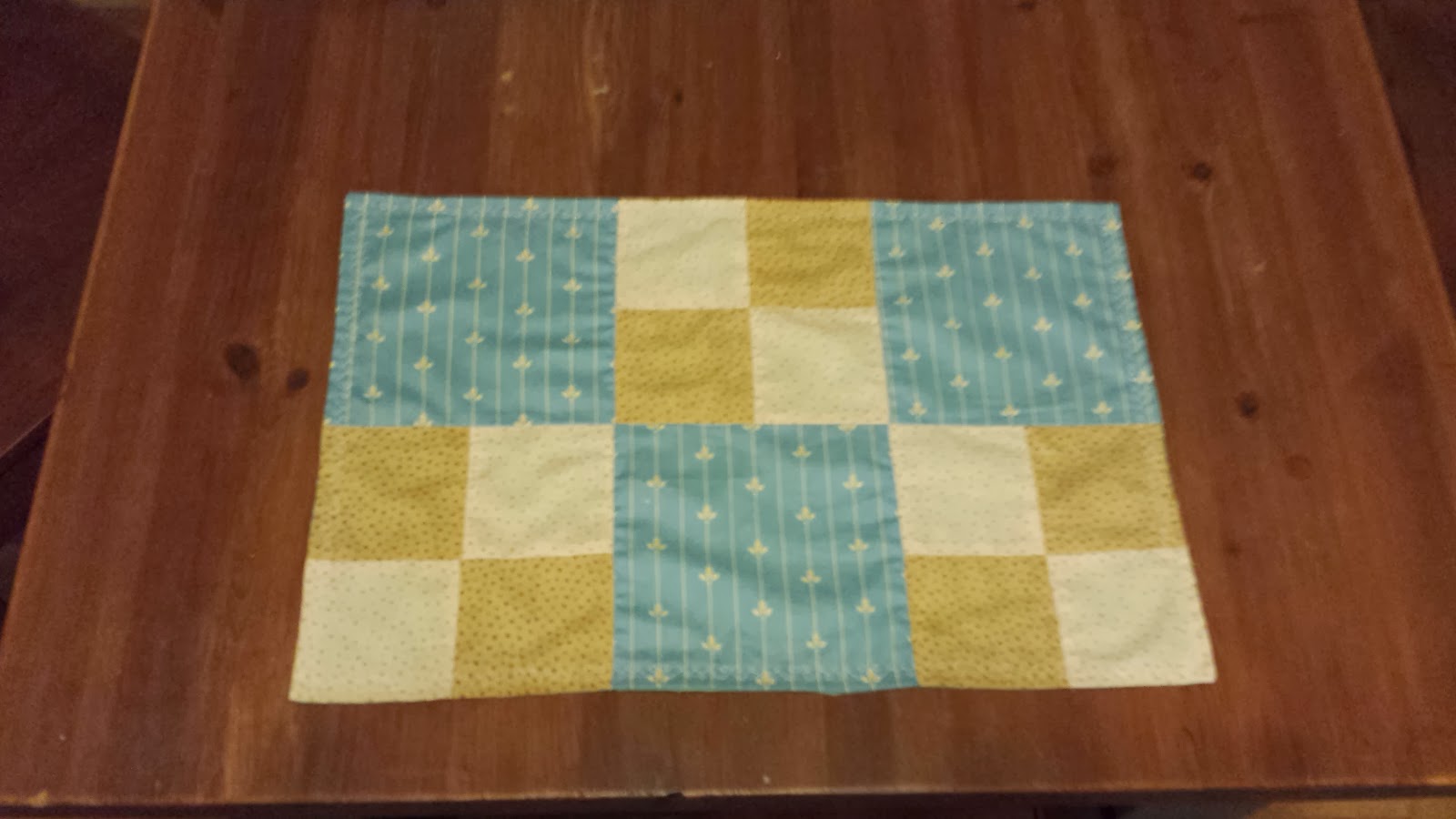 The Experienced Beginner Bindingless Placemats Tutorial