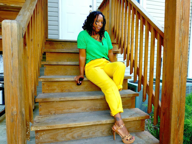 yellow pants outfit ideas
