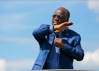 No-nonsense Tz President JOHN MAGUFULI fires police boss in public and then forgives him after prayers (VIDEO) 1 - No-nonsense Tz President JOHN MAGUFULI fires police boss in public and then forgives him after prayers (VIDEO)