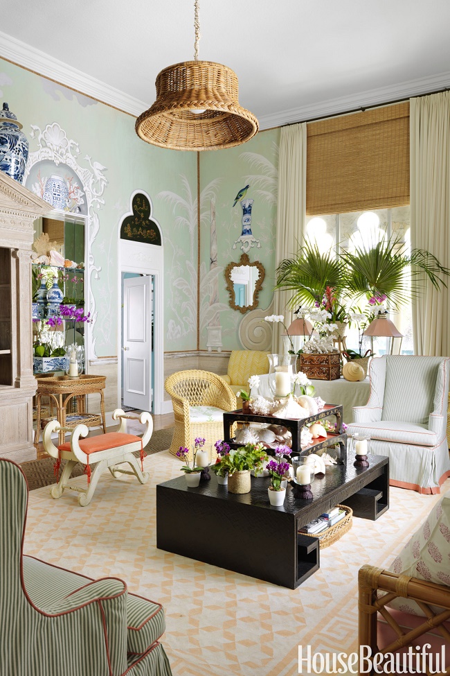 A designer's dreamy and whimsical Palm Beach apartment!