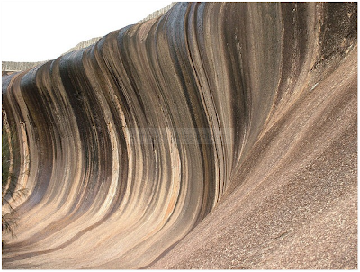 Batu Misteri Berbentuk Ombak Laut Mempunyai Corak Awesome. - Gaban Comel
