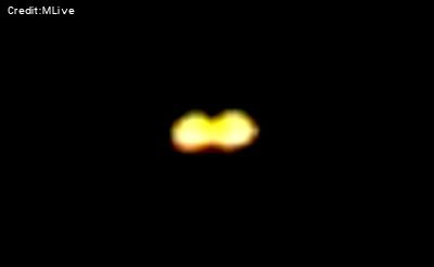 UFO Over Grand Blanc Michigan (Crpd)12-4-12