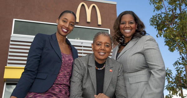 patricia_williams_black_mother_daughters_13_mcdonalds_los_angeles.jpg