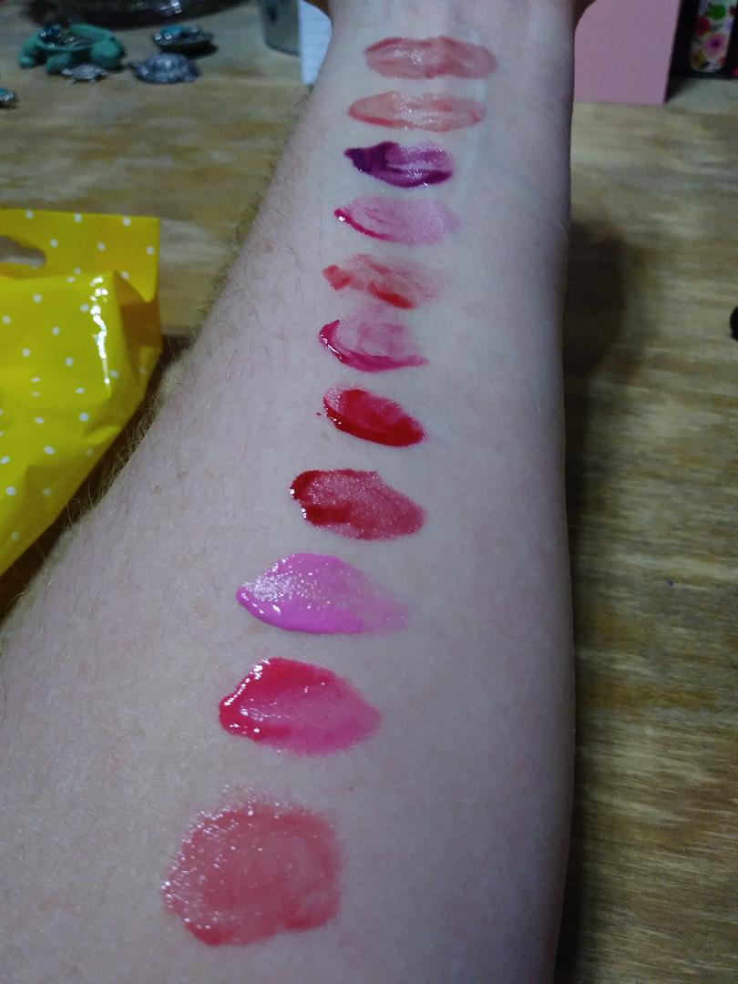 Devastatingly Beautiful Life Juicy Lips from Stains