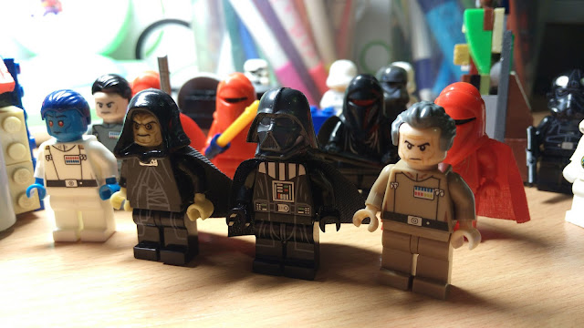 Admiral Thrawn, Emperor Palpatine, Darh Vader and Grand Moff Tarkin, red guards and stormtroopers