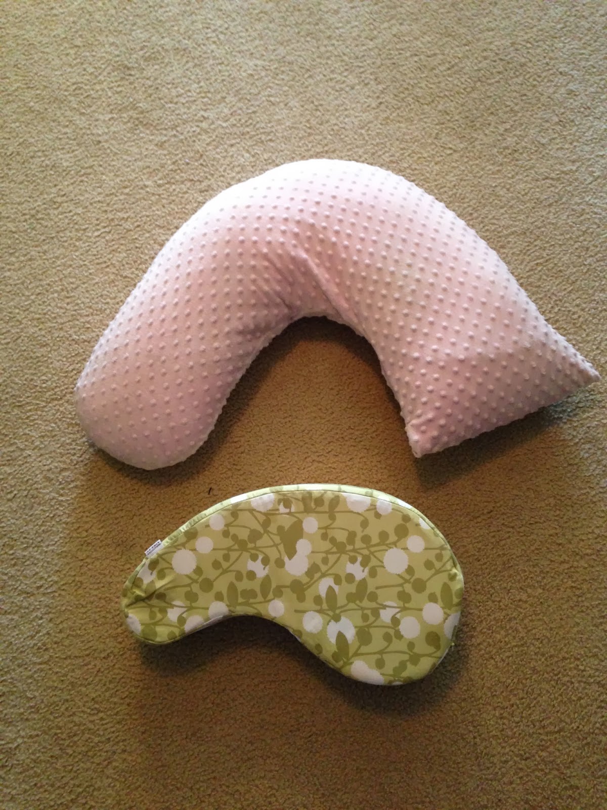 allaboutbabysworld My Favorite Nursing Pillow Ever! Luna Lullaby Bosom