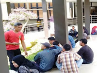 Memperjuangkan Nasib !! HK2 Rela Menunggu Berjam-jam Hanya untuk Memperjuangkan Nasib !! HK2 Rela Menunggu Berjam-jam Hanya untuk