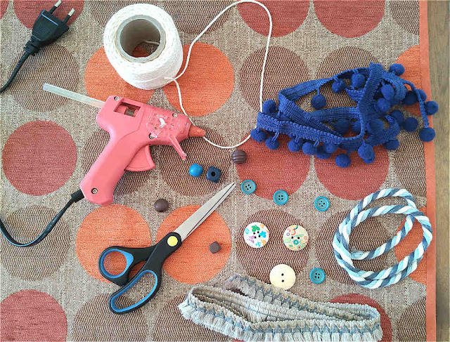 DIY: πως να ανανεώσεις τα παλιά δερμάτινα σανδάλια σου DIY: πως να ανανεώσεις τα παλιά δερμάτινα σανδάλια σου
