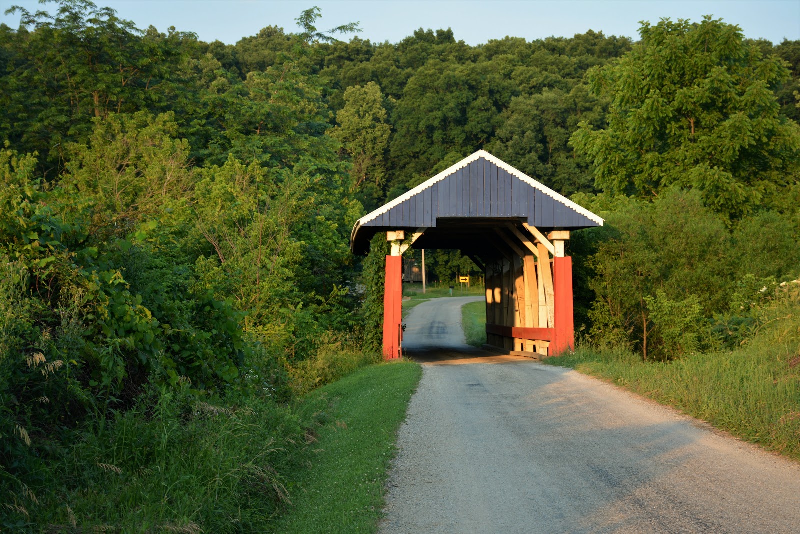 COVERED BRIDGES IN OHIO + HOPEWELL CHURCH COVERED BRIDGE GLENFORD, OHIO