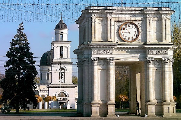 CHISINAU: ALLA SCOPERTA DELLA MOLDAVIA CHISINAU: ALLA SCOPERTA DELLA MOLDAVIA