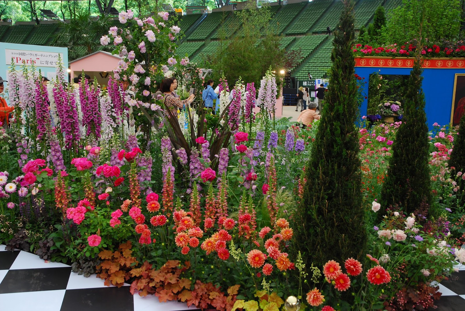 スーさんのガーデンブログ 国際バラとガーデニングショー