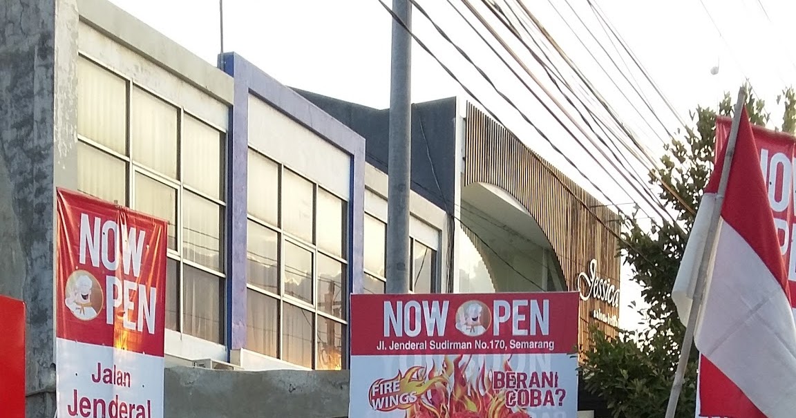 Baliho Resmi Semi Permanen Now Open Richeese Factory Outlet Sudirman