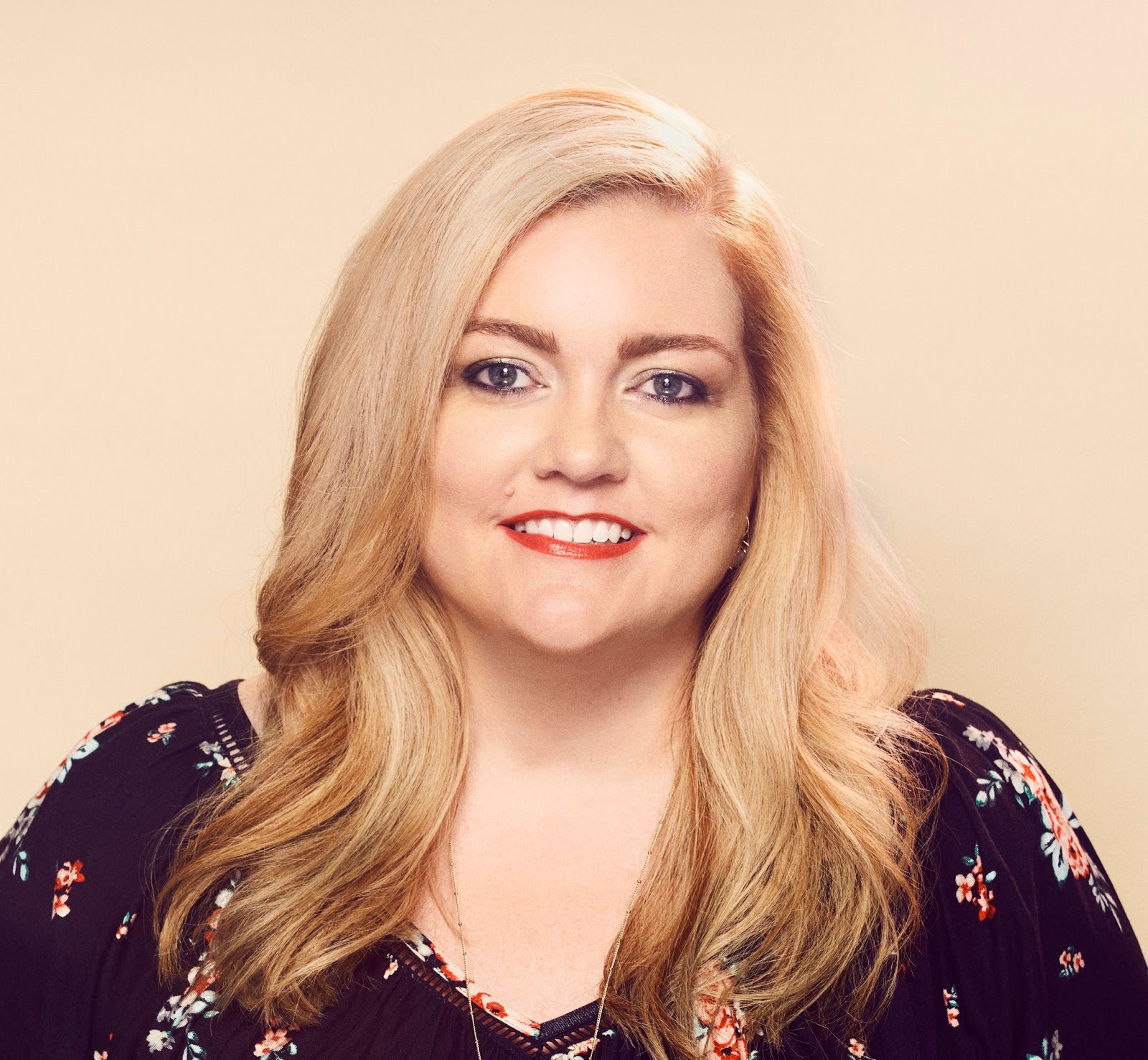 Cover Reveal Colleen Hoover Confess Vallomás Deszy könyvajánlója