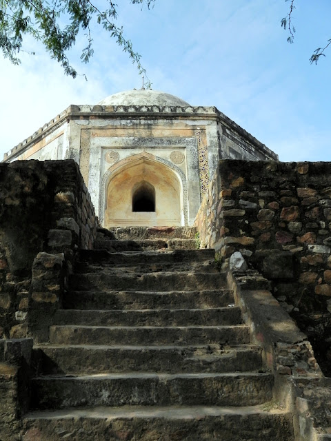 Tomb of Quli Khan or Dil-Kusha