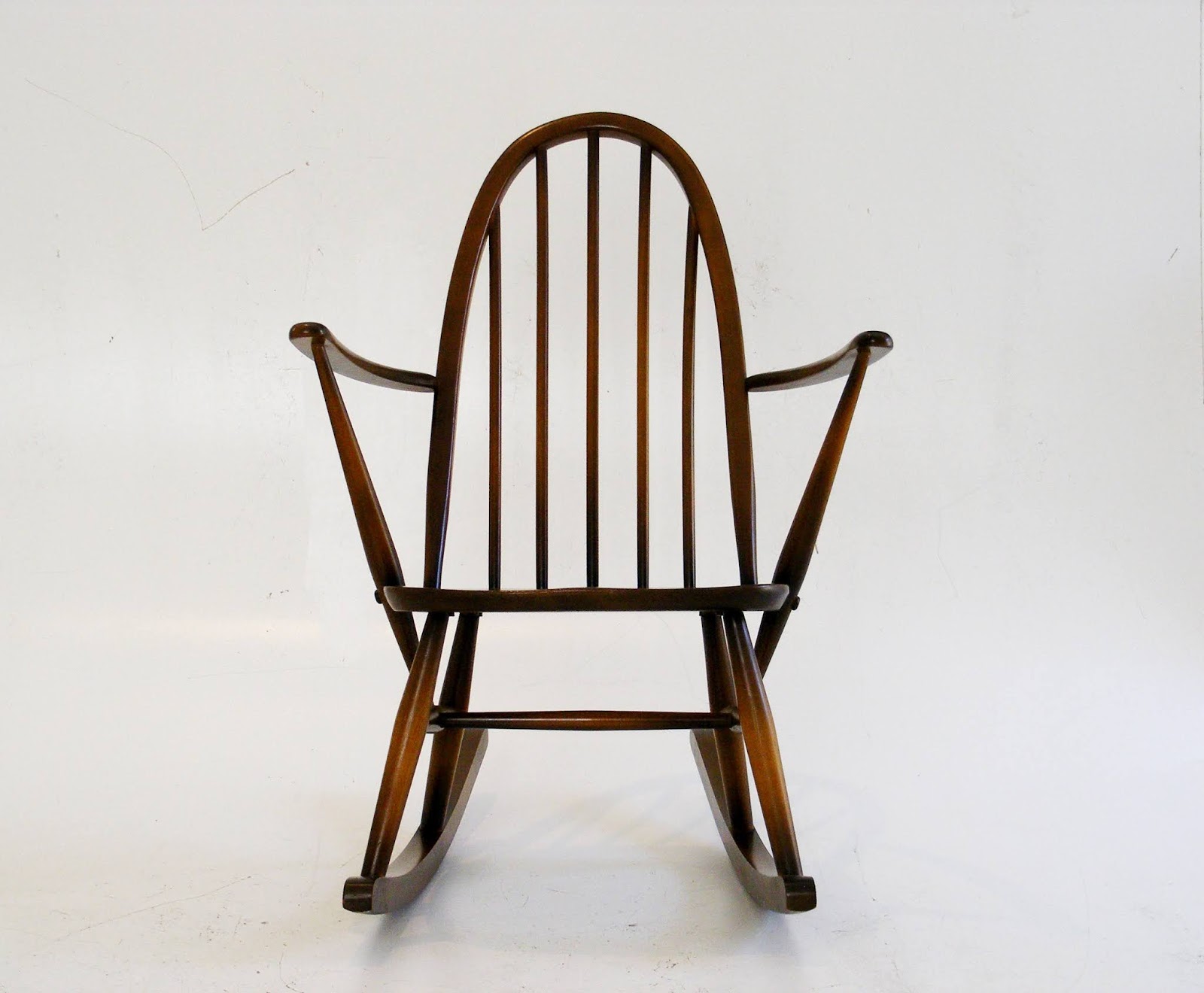 VAMP FURNITURE Ercol quaker rocking chair at Vamp_12 February 2019