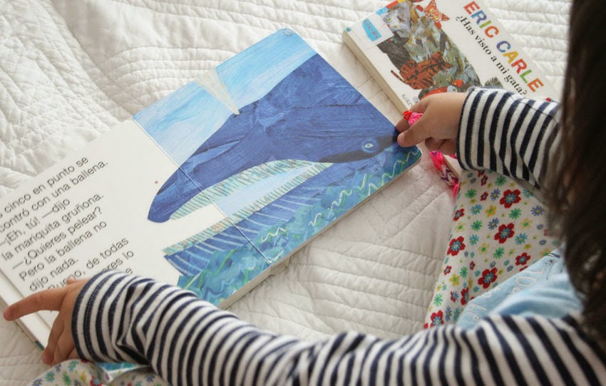 Leyendo el libro de la mariquita gruñona de Eric Carle2
