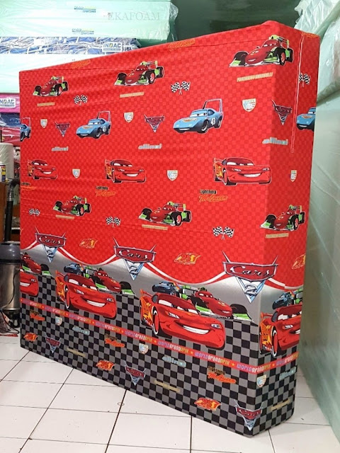 Kasur inoac motif car merah Kasur inoac motif mc quin merah atau car merah