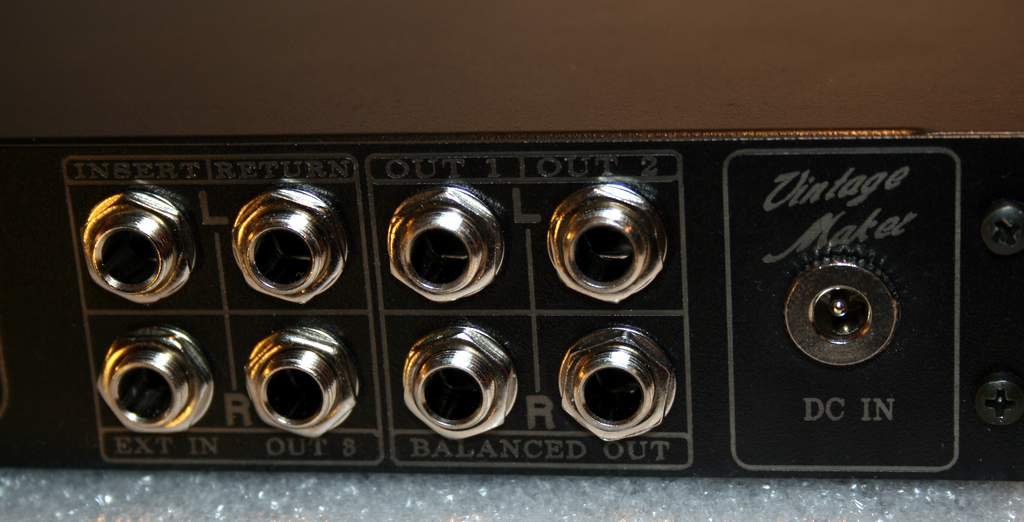 Summing Mixer Summing Mixer Neumann v475, Lawo, Filtek, passive