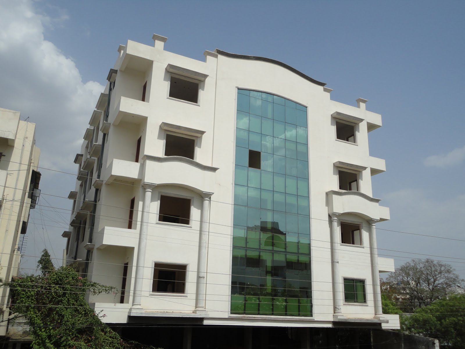 A and A Real Estate Pvt Ltd , Bhopal EMERALD HEIGHTS, a project by A