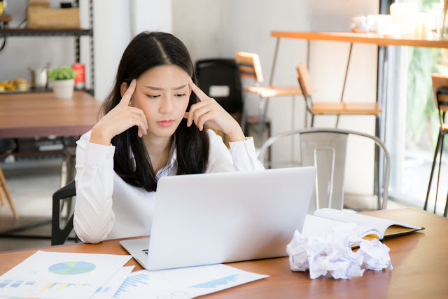 Cegah Sakit Kepala Akibat Stress Dengan Teh Herbal Ini cegah-sakit-kepala
