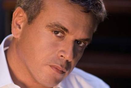 Μανώλης Λιδάκης