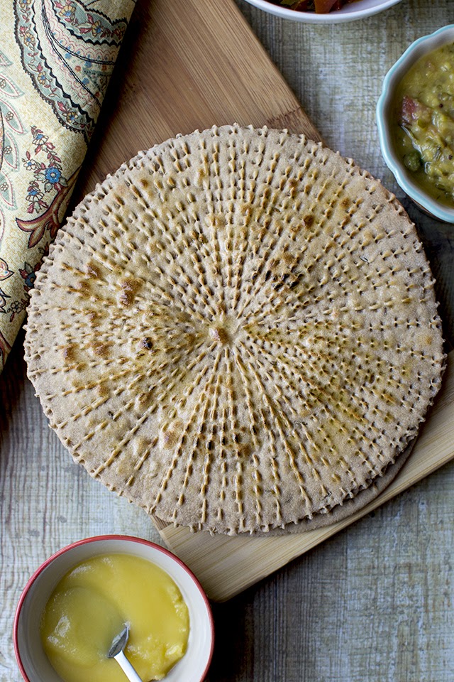Rajasthani Moti Roti