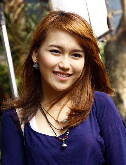 Lirik Lagu Ayu ting-ting - Yang sudah ya sudahlah