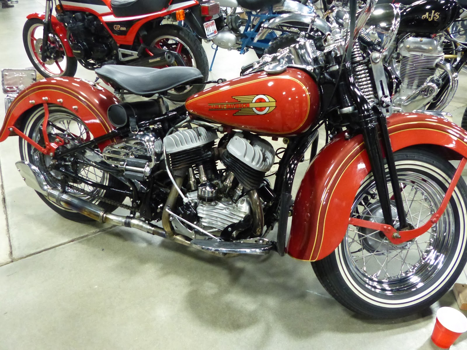 vintage harley davidson motorcycles